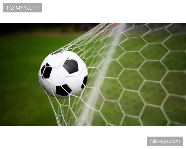 足球专家深度解析：焦点对决或将重塑本赛季冠军争夺格局