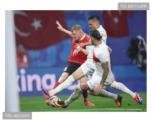 高卢雄鸡强势复苏！法国队欧洲杯小组赛全胜晋级，状态火热