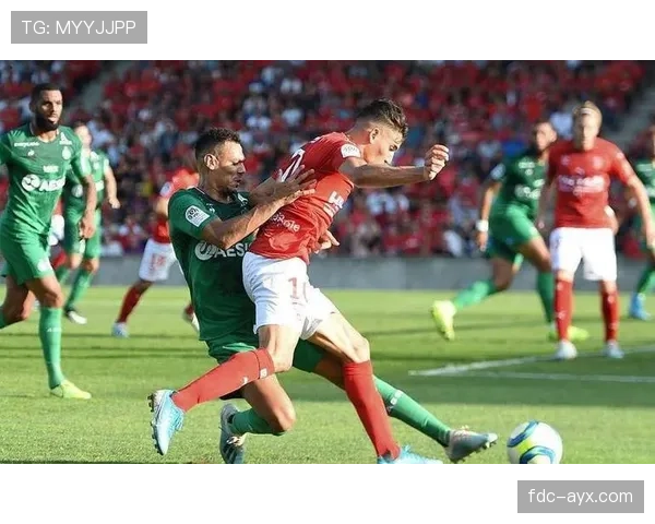 本菲卡防线坚不可摧，状态回暖助力球队稳居联赛前列