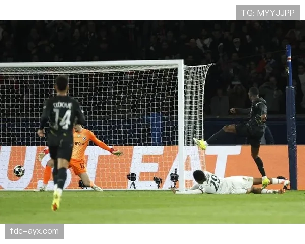 越踢越快,但配合越来越少:巴黎圣日耳曼的进攻正在失控? 越踢越快,但配合越来越少:巴黎圣日耳曼的进攻正在失控?