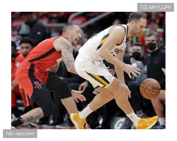 申京突破制造错位提升内线得分效率明显优于队友